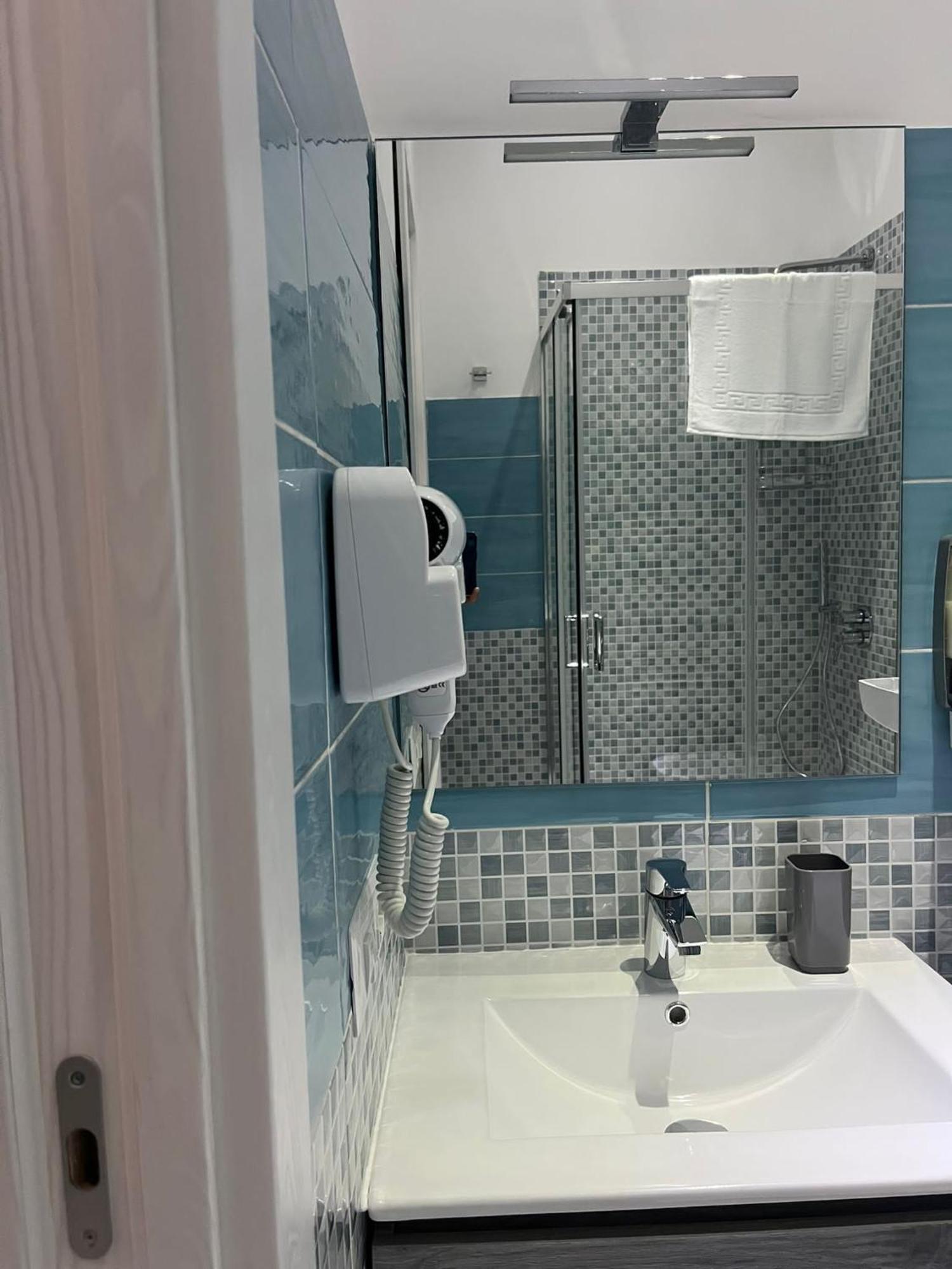 Anyma Home Crotone Exteriör bild